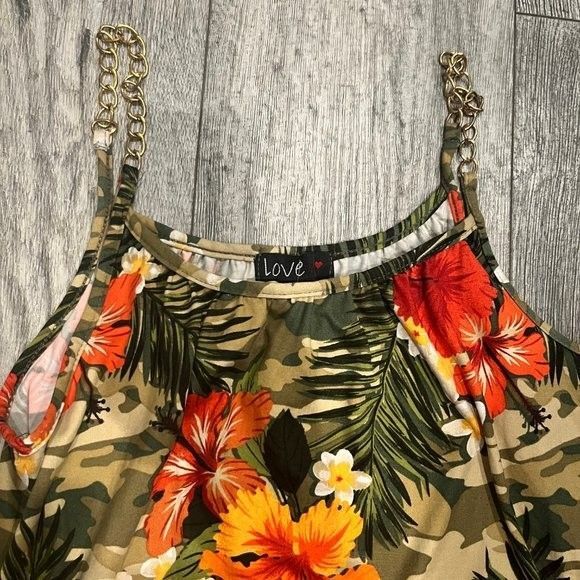 NWT Love Medium Floral Pattern Olive Womens Dress Tropical Cruise Vacation - Picture 4 of 6